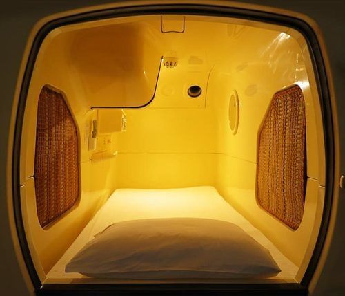 Sauna And Capsule Hotel Hollywood Окаяма Екстер'єр фото